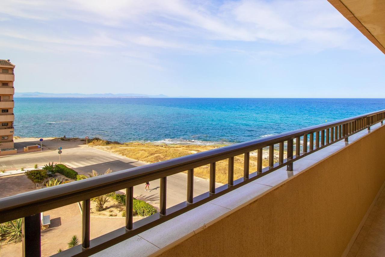 Апартаменты Fantastic Seaview Торевьиа Экстерьер фото