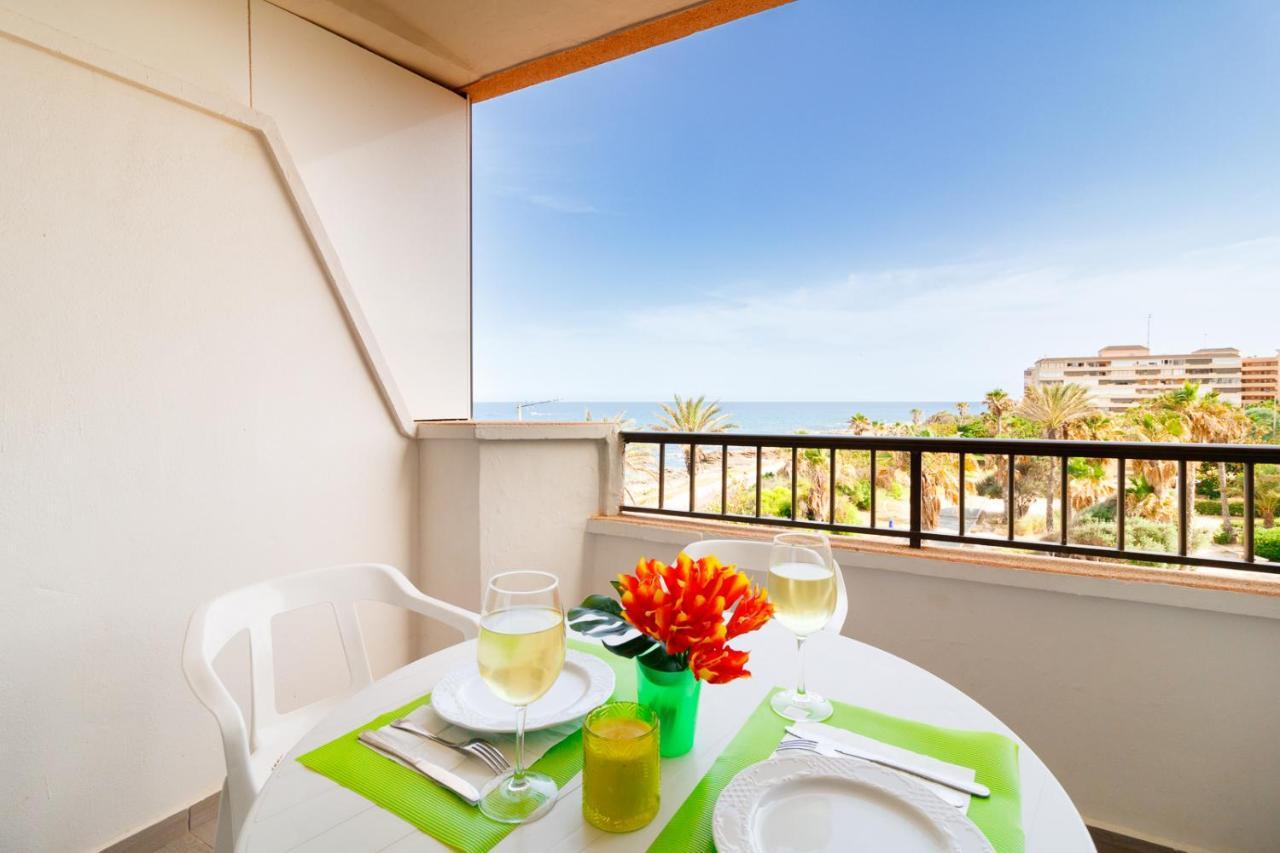 Апартаменты Fantastic Seaview Торевьиа Экстерьер фото