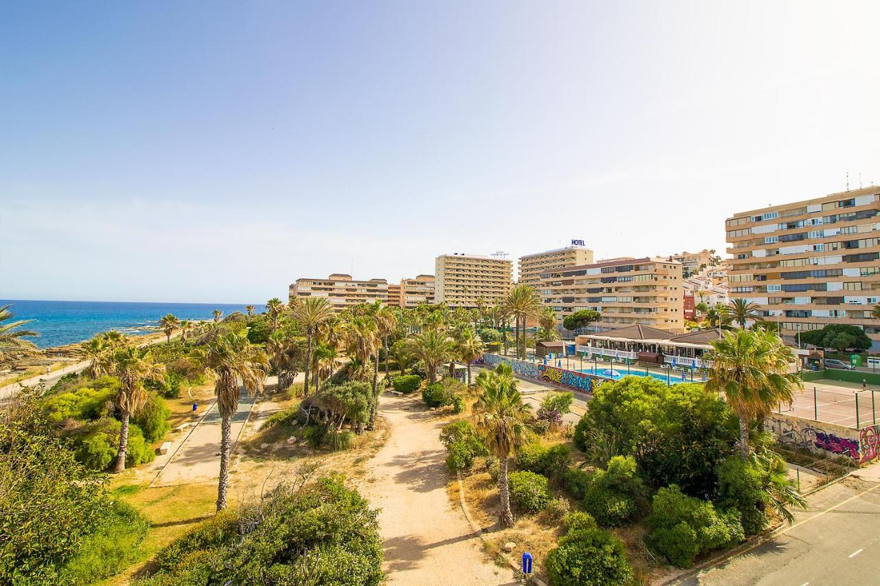 Апартаменты Fantastic Seaview Торевьиа Экстерьер фото